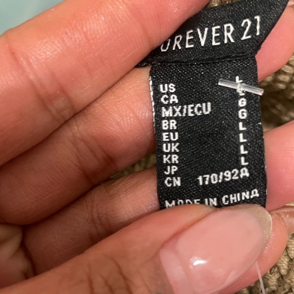 Forever 21 Beige mock neck sweater - Picture 3 of 4